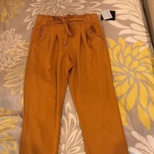 Paperbag ankle pants